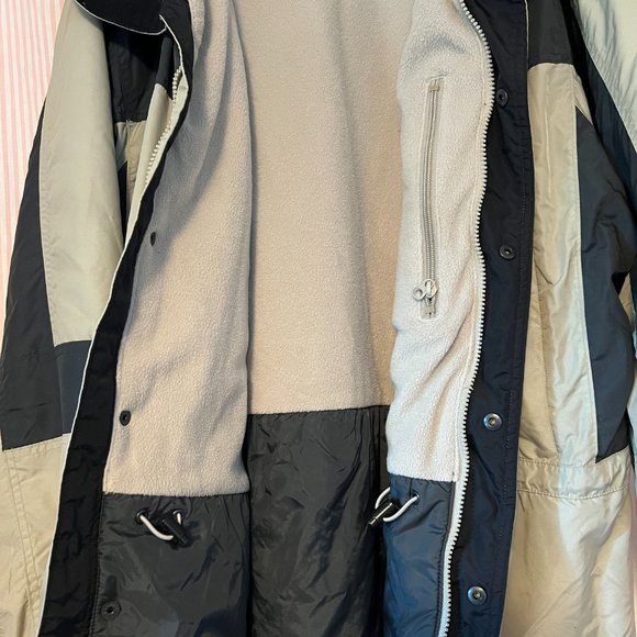 Men's Jacket - Picture 8 of 9